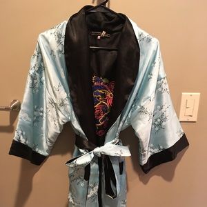 Alexander Del Rossa Robe